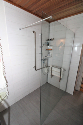 EG Dusche