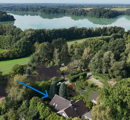 ganzer See_Nähe_Pfeil_2