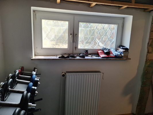 Kellerfenster